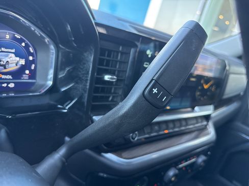 Used 2022 Chevrolet Silverado 1500 LT Trail Boss image 33