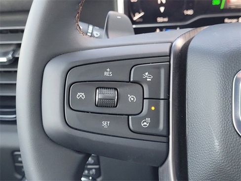 New 2025 GMC Sierra 1500 AT4 w/ Technology Package image 18