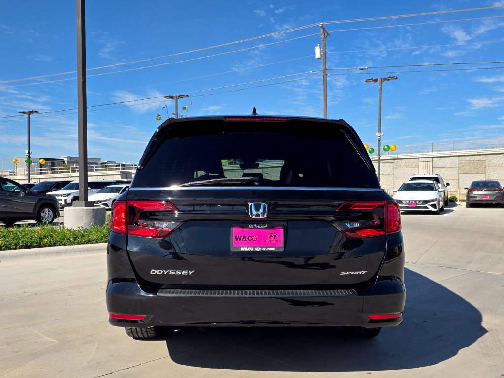 Used 2023 Honda Odyssey Sport image 8