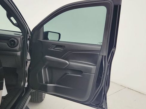 Used 2024 Chevrolet Colorado Trail Boss AWD/4WD image 24