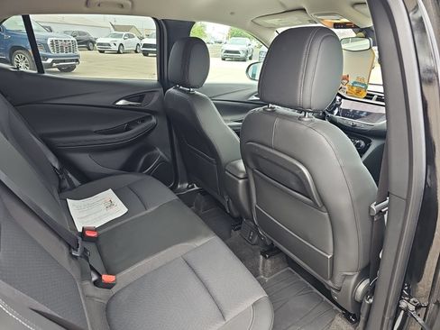 Used 2023 Buick Encore GX Preferred w/ Cold Weather Comfort Package AWD/4WD image 29