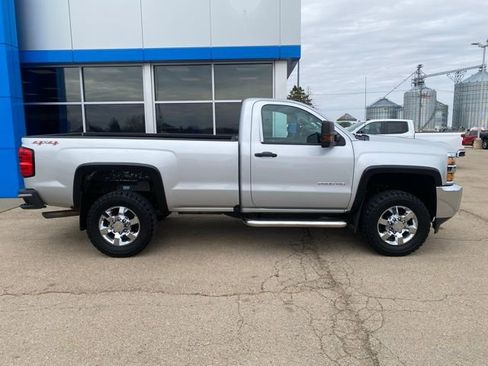Used 2016 Chevrolet Silverado 2500 W/T w/ WT Convenience Package image 2