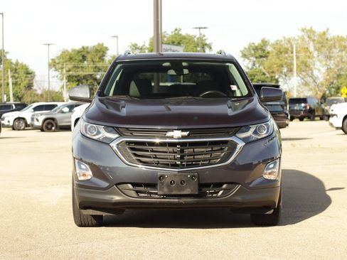 Used 2018 Chevrolet Equinox LT w/ Sun & Infotainment Package FWD image 2