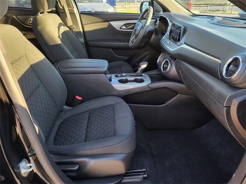 Used 2021 Chevrolet Blazer LT image 8