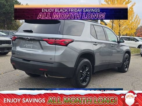Used 2023 Chevrolet Traverse LT image 6