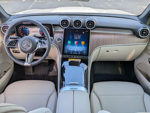 New 2026 Mercedes-Benz GLC 300 4MATIC image 29