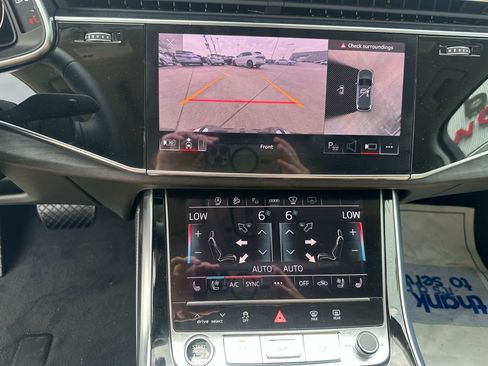 Used 2025 Audi Q7 3.0T Prestige image 14