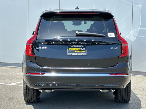 New 2025 Volvo XC90 B6 Ultra w/ Lounge Package AWD/4WD image 4