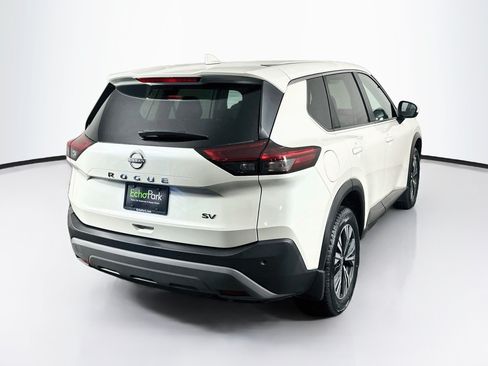 Used 2023 Nissan Rogue SV FWD image 9