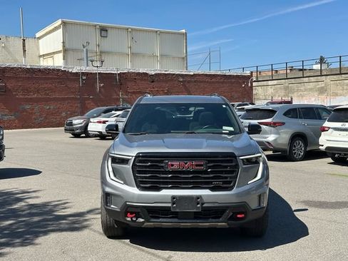 Used 2025 GMC Acadia AT4 AWD/4WD image 2