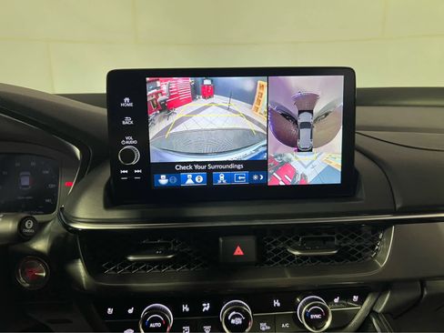 Used 2025 Acura ADX A-Spec image 17