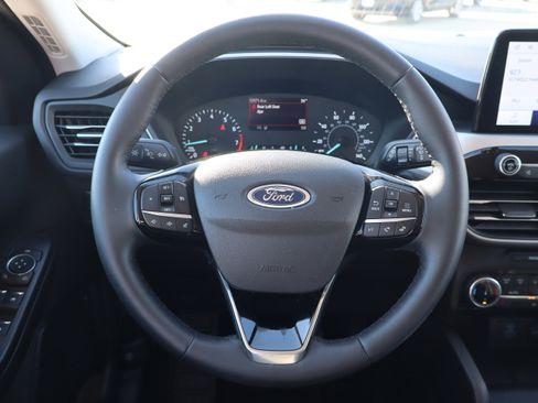 Used 2022 Ford Escape SEL image 14