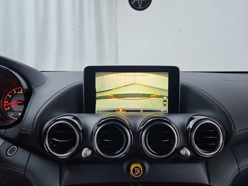 Used 2018 Mercedes-Benz AMG GT R image 31