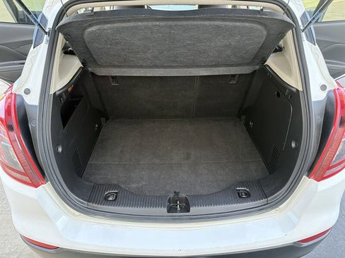 Used 2018 Buick Encore Essence image 32