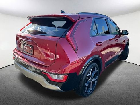Used 2023 Kia Niro EX Touring image 14