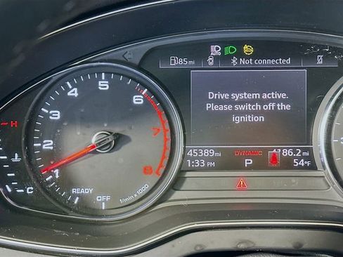 Used 2023 Audi Q5 2.0T Premium w/ Convenience Package image 14