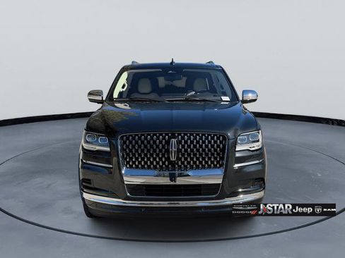 Used 2024 Lincoln Navigator Black Label AWD/4WD image 2