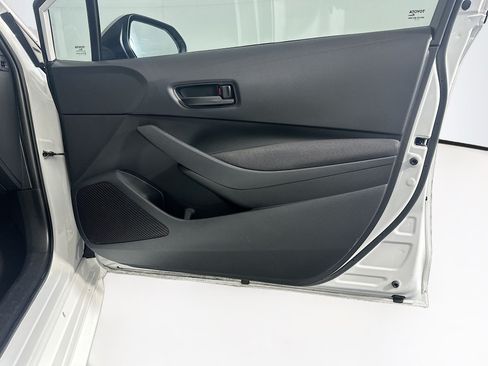 Used 2024 Toyota Corolla LE FWD image 30