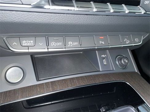 Used 2025 Audi Q5 2.0T Premium Plus image 31