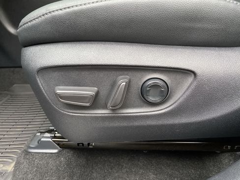 Used 2026 Toyota Grand Highlander AWD image 15