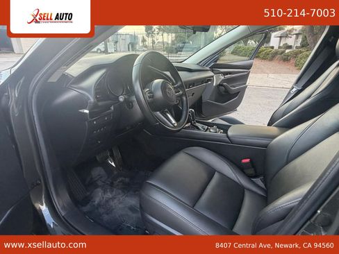 Used 2020 MAZDA MAZDA3 Sedan w/ Preferred Package FWD image 5