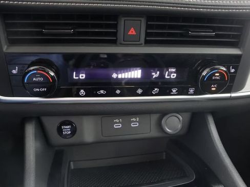 Used 2026 Nissan Rogue SV w/ Cold Weather Package FWD image 15