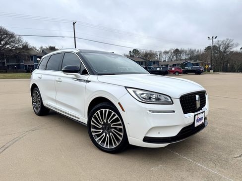 Used 2022 Lincoln Corsair Reserve w/ Equipment Group 201A image 27