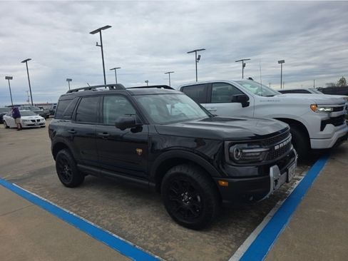 Used 2025 Ford Bronco Sport Badlands image 24