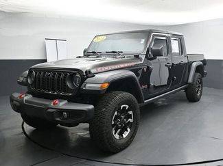 Used 2024 Jeep Gladiator Rubicon w/ Technology Group AWD/4WD video 4
