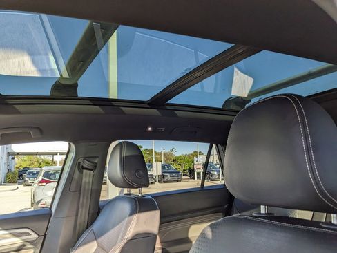 Certified 2023 Volkswagen Atlas Cross Sport SE w/ Panoramic Sunroof Package image 20