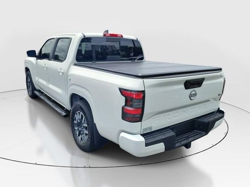 Used 2024 Nissan Frontier SL w/ Technology Package RWD image 29