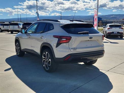 New 2026 Chevrolet Trax RS w/ Driver Confidence Package image 4