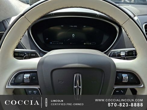 Certified 2020 Lincoln Nautilus Black Label image 20