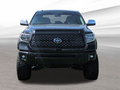 Used 2018 Toyota Tundra Platinum AWD/4WD image 3