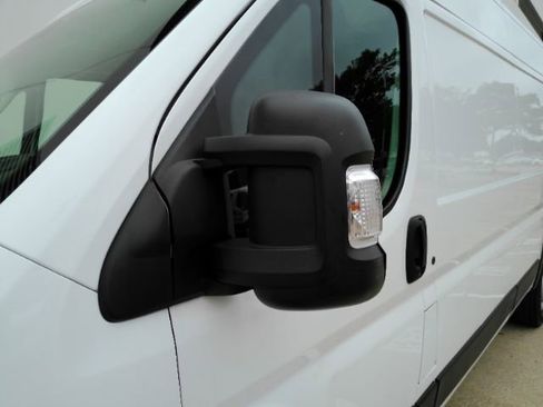 Used 2023 RAM ProMaster 2500 FWD image 14