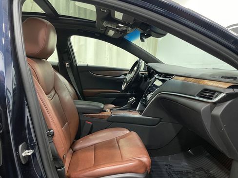 Used 2019 Cadillac XTS Luxury w/ Driver Awareness Package image 34