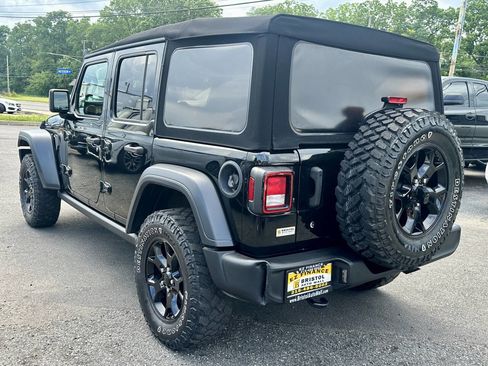 Used 2020 Jeep Wrangler Unlimited Sport image 5