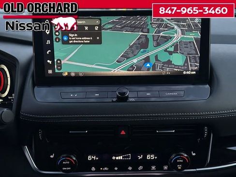 Used 2024 Nissan Rogue SL AWD/4WD image 13