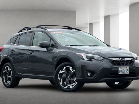 Used 2021 Subaru Crosstrek 2.5i Limited w/ Moonroof Package 2 AWD/4WD image 1