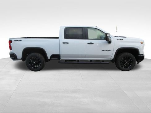 New 2026 Chevrolet Silverado 2500 LT w/ Trail Boss Package AWD/4WD image 6