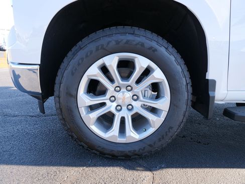 New 2026 Chevrolet Silverado 1500 LTZ image 14