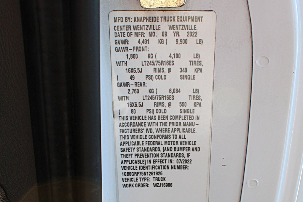 Used 2022 Chevrolet Express 3500 w/ Power Convenience Package RWD image 29