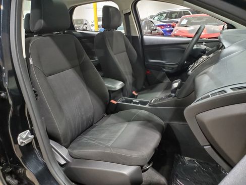Used 2018 Ford Focus SEL FWD image 14