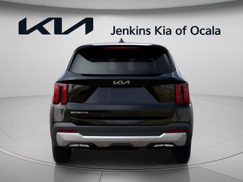 New 2026 Kia Sorento LX FWD image 5