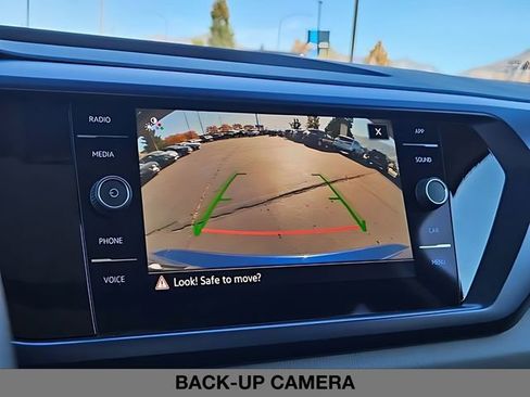 Used 2023 Volkswagen Taos SE image 22