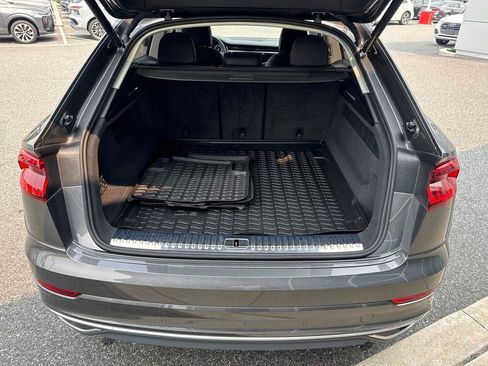 Used 2023 Audi Q8 Premium Plus AWD/4WD image 26