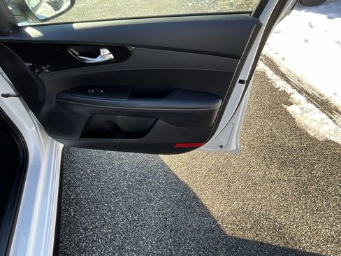 Used 2022 Kia Forte GT-Line image 23