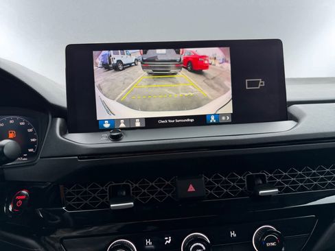 Used 2023 Honda Accord Sport image 15