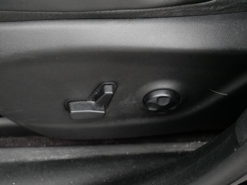 Used 2016 Jeep Cherokee Limited w/ Trailer Tow Group image 19