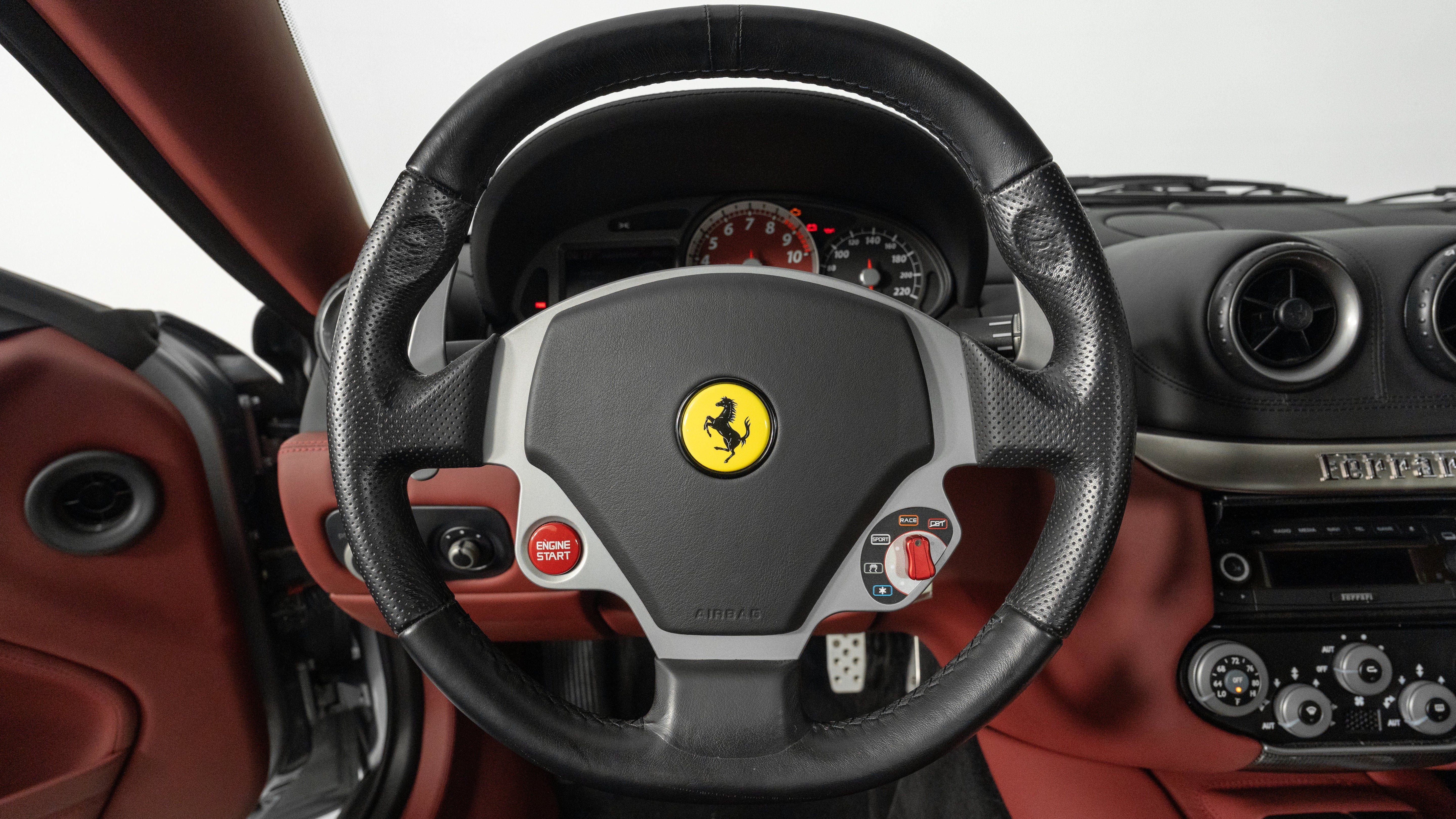 Used 2008 Ferrari 599 GTB Fiorano RWD image 22